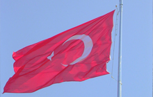 Dıştan İpli Bayrak Direkleri